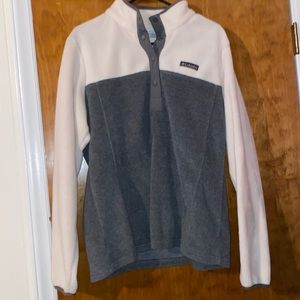 Columbia women’s pull over